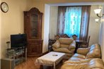 Home Elite Yerevan - Downtown sunny apartment near Swan Lake