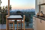 Best View St Kilda 1 BR - Spectacular Sunset Hideaway