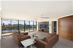 Seascape Apartments Unit 1201A - Luxury apartment with views of the Gold Coast and Hinterland