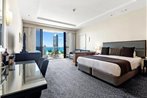 Gold Tower 2 Bed in Oaks Surfers Paradise