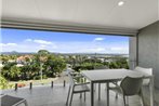 Exquisite Penthouse with views to Laguna Bay - Unit 3 Taralla 18 Edgar Bennett Avenue