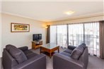 Conveniently located 2 Bedroom Apartment In The CBD