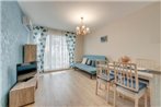 Bright and Newly Refurbished Apartment near Center