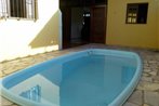 Casa com piscina na Praia Grande