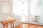 W02.873 - Rental apartment in Copacabana with Varanda - RJ