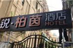 Yueboyin Hotel (Huli Walking Street)
