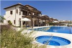 Villa in Kouklia Sleeps 10 includes Swimming pool Air Con and WiFi 1