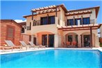 Villa in Kouklia Sleeps 4 includes Swimming pool Air Con and WiFi 4