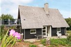 6 person holiday home in Ebeltoft