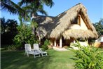 Palm-covered house in the tropical -Casa Oli