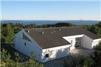 Four-Bedroom Holiday home in Ebeltoft 9