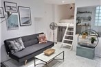 Nice Renting - MASSENA - LOFT - HEART of VIEIL ANTIBES - THE MARKET WITH SEA VIEW