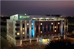 Holiday Inn Express Dubai Safa Park