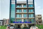 Hotel Blue Moon