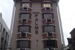 Hotel Palms