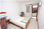 Double Room Podaca 2613b