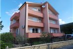Apartments in Selce 17077