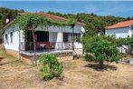 Two-Bedroom Holiday Home in Jelsa