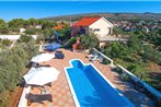 Luxury villa with a swimming pool Milna