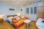 One-Bedroom Apartment in Split