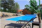 Rooms with a swimming pool Grabovac