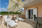 Inviting Apartment in Podstrana with Terrace