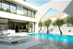 NEW! Luxury 5-bedroom Villa Altabianca with a Heated Pool