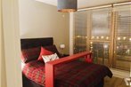 Deluxe Double Room in Modern B&B Apartment