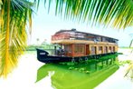 Kerala Backwater Houseboat