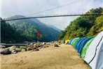 Riverside campsite Shnongpdeng