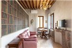 Ca' Cappello Venice Apartment 1 with Canal View