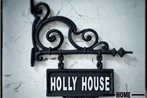 Holly House Homestay