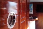 Luxury Yacht Carolina