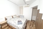 White New Apartments Ultracentral 2-rooms in the Heart Chisinau
