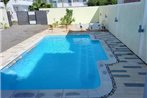 2 bedrooms villa with private pool enclosed garden and wifi at Pereybere