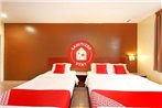 OYO 447 Comfort Hotel Meru
