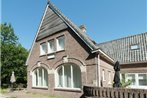 Cozy Holiday Home in Bergen aan Zee with Beach Nearby