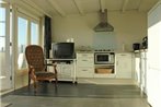 Cozy Holiday Home in Egmond aan Zee by the Sea