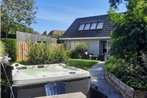 Holiday Home de witte raaf with garden and hottub