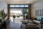 NY Style Luxury Penthouse Apartment - Inner City