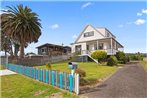 A Wave From It All - Waihi Beach Holiday Home