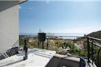 One-Bedroom Apartment Makarska with Sea View 04