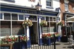 OYO Tamworth Arms Boutique Pub & Hotel