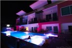 Pinky Hotel - Adult Only