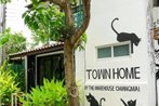 Town Home by The Warehouse Chiang Mai