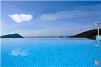 Kalkan Villa Sleeps 14 Pool Air Con WiFi