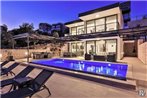 Villa in Kalkan Sleeps 10 with Pool and Air Con