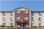 Super 8 by Wyndham Irving DFW Airport/South