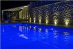Luxurious Villa Kastro with Salt Water Swimming Pool