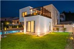 Luxury Beachfront Villa Trogir 2 with private pool